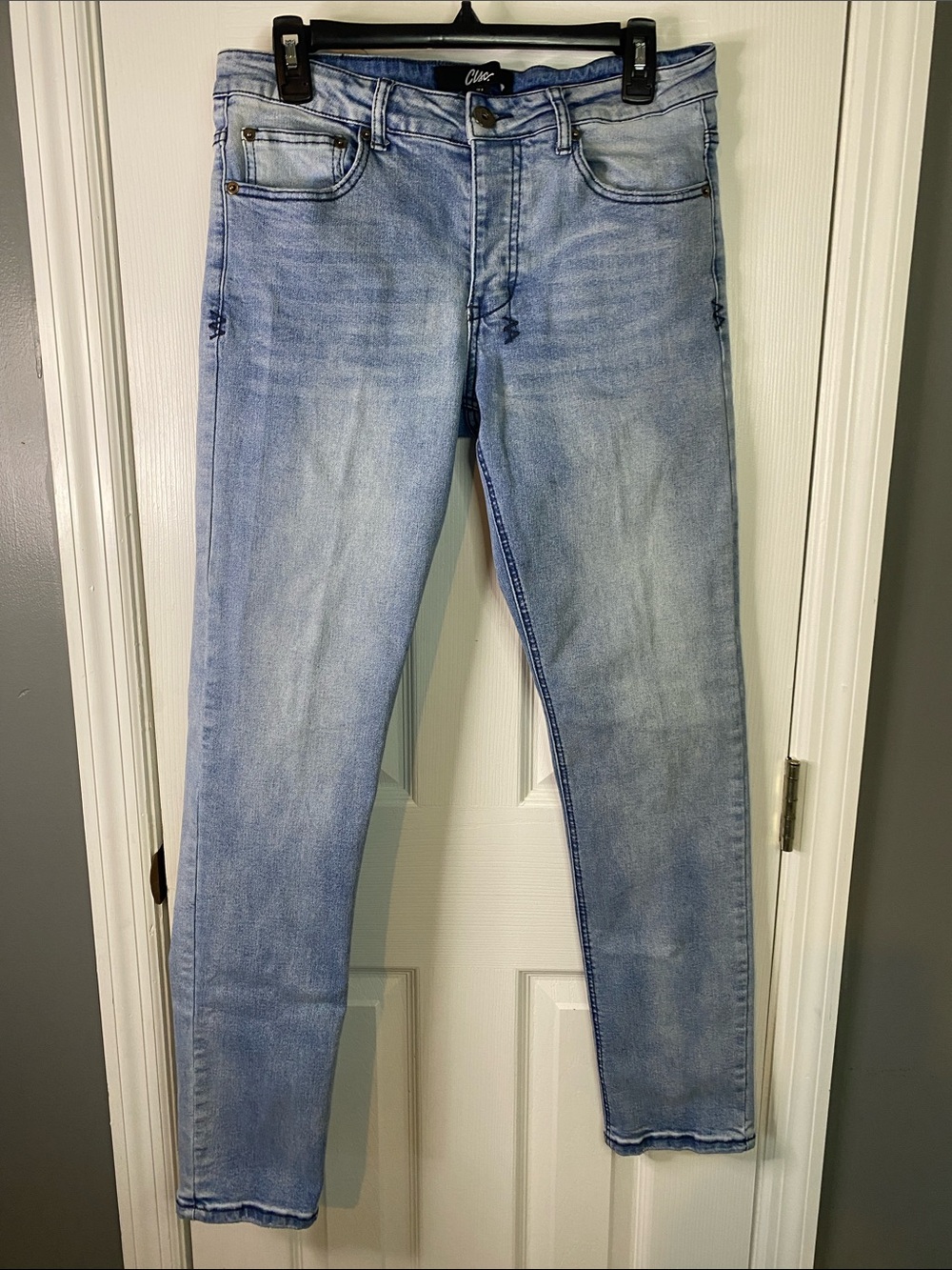 CLSC Light Wash Men’s Jeans - Light Blue Stretch Denim Size 31.